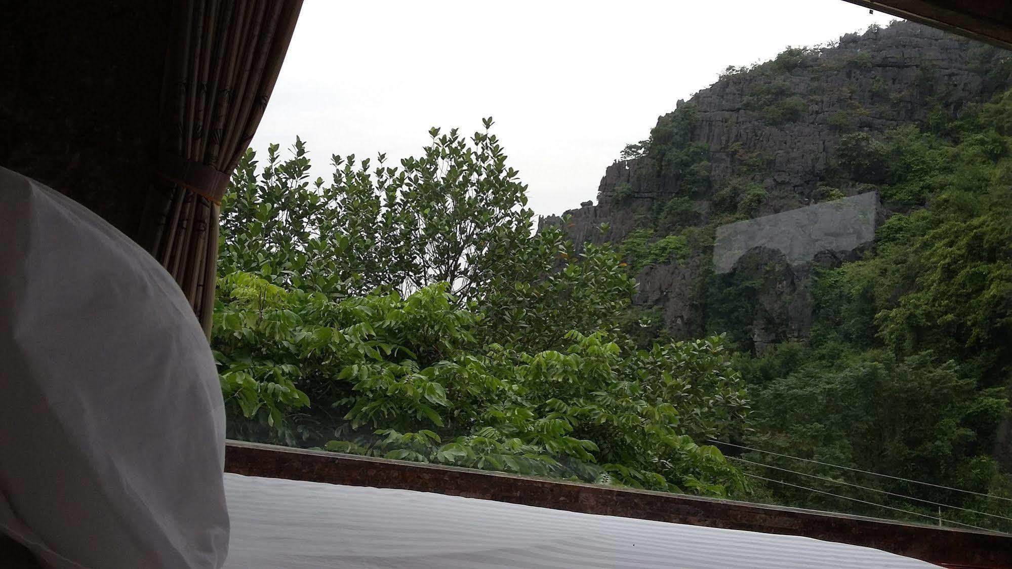 Limestone View Homestay Ninh Binh Bagian luar foto